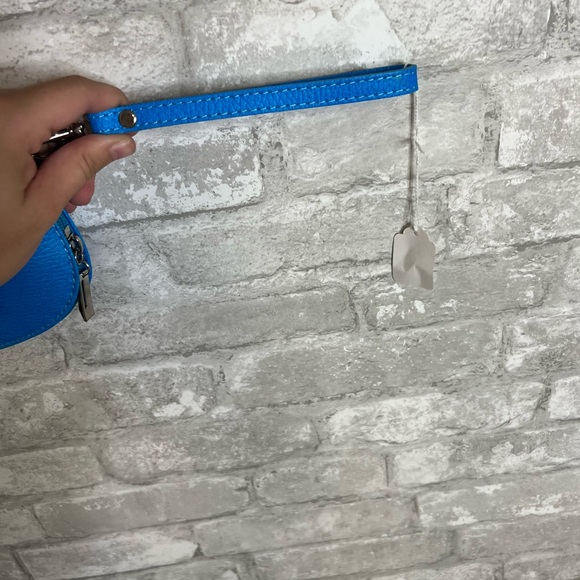 NWT Fluorescent Blue Wristlet - Picture 2 of 5